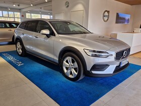 Volvo V60 Cross Country vaihtoauto