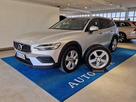 Volvo V60 Cross Country vaihtoauto