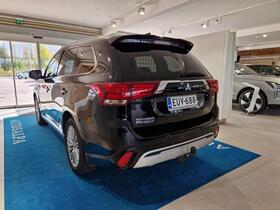 Mitsubishi Outlander PHEV vaihtoauto