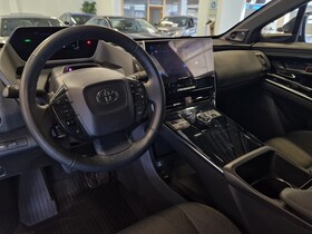 Toyota bZ4X vaihtoauto