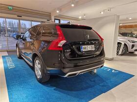 Volvo V60 Cross Country vaihtoauto