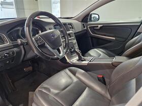 Volvo V60 Cross Country vaihtoauto