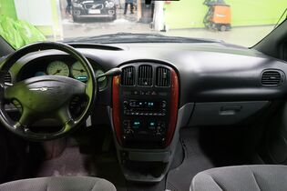 Chrysler Voyager vaihtoauto