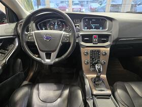 Volvo V40 Cross Country vaihtoauto