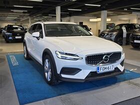 Volvo V60 Cross Country vaihtoauto