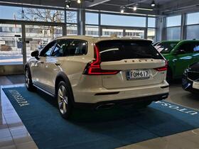 Volvo V60 Cross Country vaihtoauto