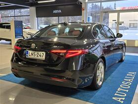 Alfa Romeo Giulia vaihtoauto