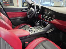 Alfa Romeo Giulia vaihtoauto