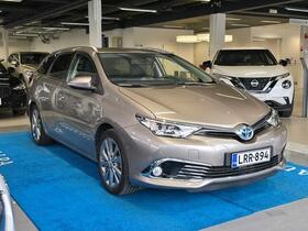 Toyota Auris vaihtoauto