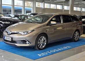 Toyota Auris vaihtoauto