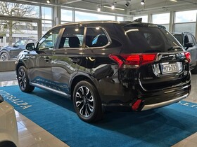 Mitsubishi Outlander PHEV vaihtoauto