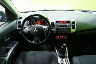 Mitsubishi Outlander vaihtoauto