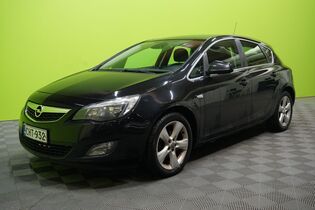 Opel Astra vaihtoauto