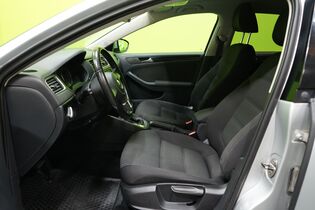 Volkswagen Jetta vaihtoauto