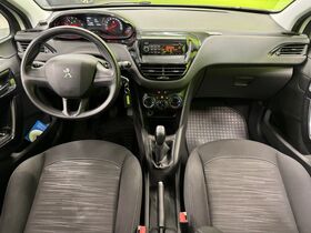 Peugeot 208 vaihtoauto