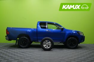 Toyota Hilux vaihtoauto