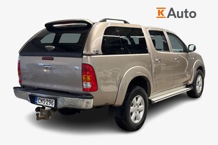 Toyota Hilux vaihtoauto