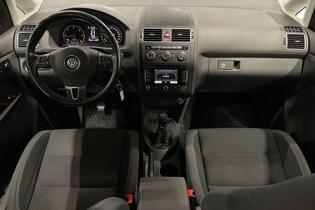 Volkswagen Touran vaihtoauto