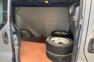 Opel Vivaro vaihtoauto