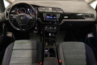 Volkswagen Touran vaihtoauto