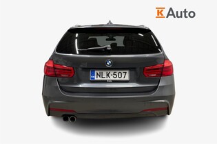 BMW 330 vaihtoauto