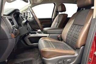 Nissan Titan vaihtoauto