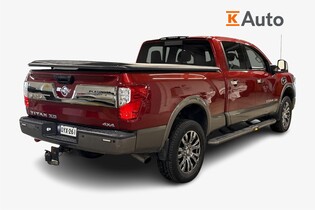 Nissan Titan vaihtoauto