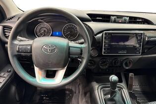 Toyota Hilux vaihtoauto