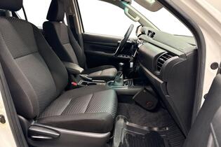 Toyota Hilux vaihtoauto