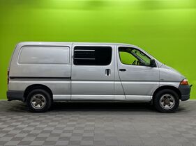 Toyota Hiace vaihtoauto