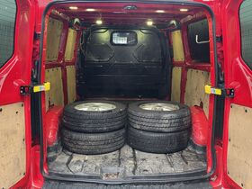 Ford Transit Custom vaihtoauto