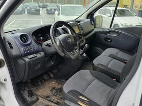 Opel Vivaro vaihtoauto