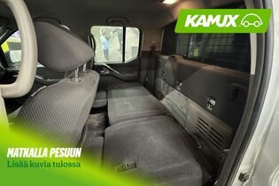 Nissan Navara vaihtoauto