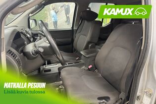 Nissan Navara vaihtoauto