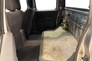 Nissan Navara vaihtoauto