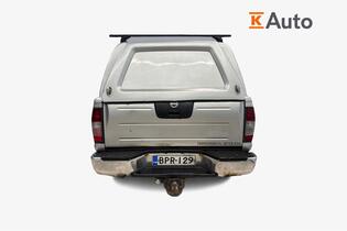 Nissan Navara vaihtoauto