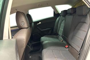 SEAT Leon Sportstourer vaihtoauto