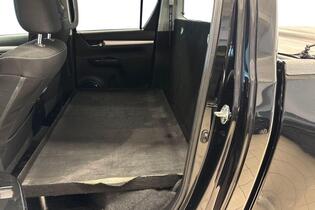 Toyota Hilux vaihtoauto