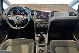 Volkswagen Golf Sportsvan vaihtoauto