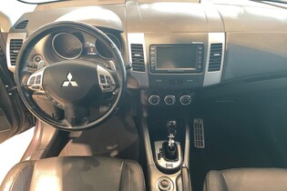 Mitsubishi Outlander vaihtoauto