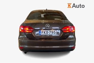 Volkswagen Jetta vaihtoauto