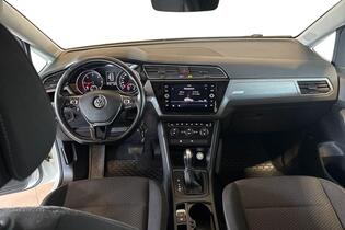 Volkswagen Touran vaihtoauto