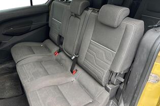 Ford Grand Tourneo Connect vaihtoauto