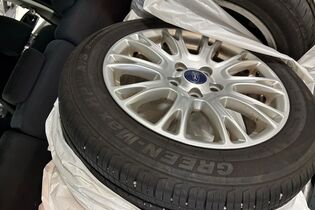 Ford C-MAX vaihtoauto