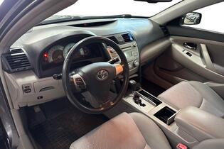 Toyota Camry vaihtoauto