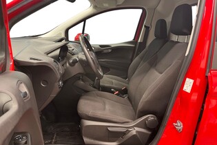 Ford Transit Courier vaihtoauto