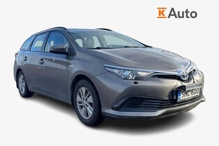Toyota Auris vaihtoauto