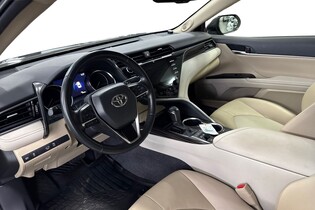 Toyota Camry vaihtoauto