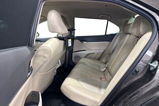 Toyota Camry vaihtoauto