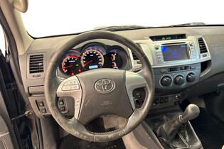 Toyota Hilux vaihtoauto